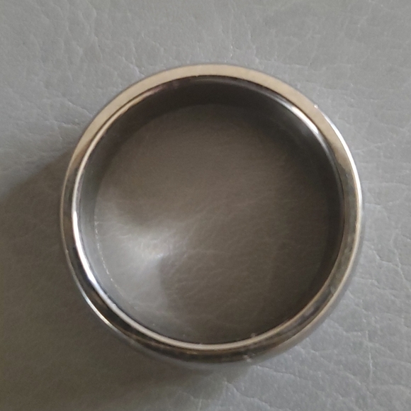 Man's stainless steel wedding ring - Picture 2 of 3